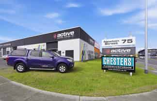 High profile Newton Street trade premises
