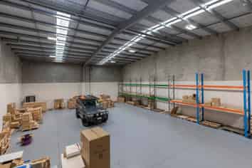 Modern Warehouse & Office in Casebrook
