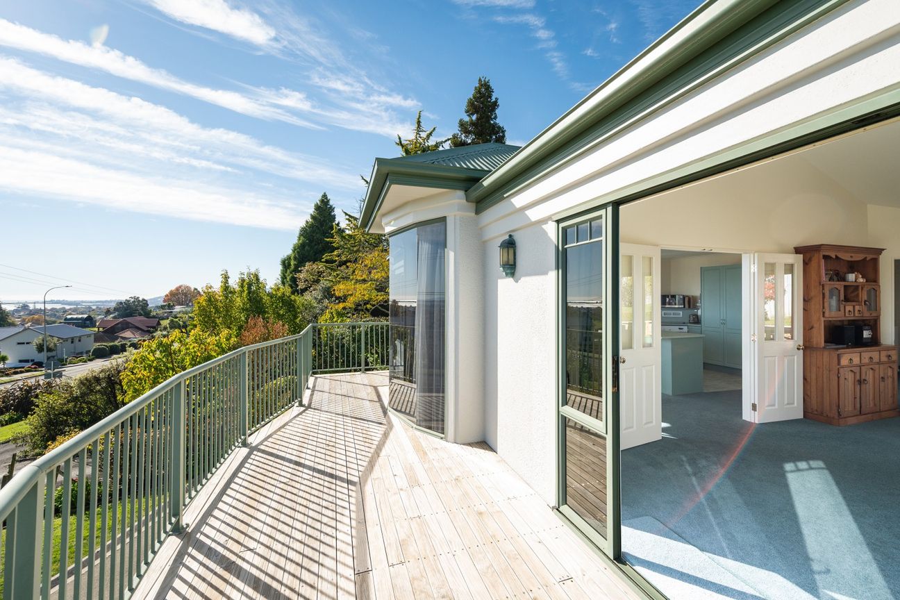 Family Living With Views to Love - Widok 4