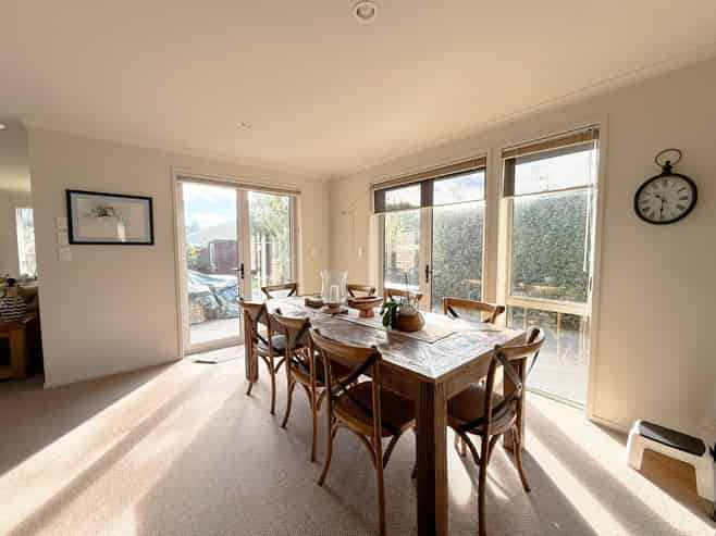 93 Victory Drive, Wharewaka