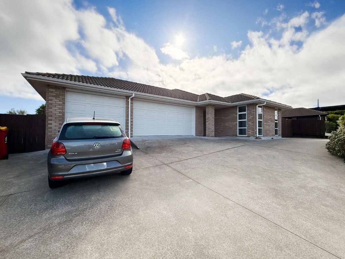 Spacious Family Living in Sought-After Wharewaka – 4 Bedrooms + Triple Garage, Wharewaka