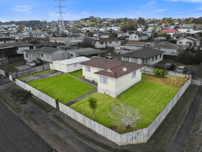 24 Dissmeyer Drive, Clover Park