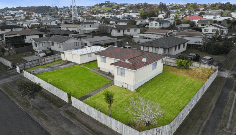 24 Dissmeyer Drive, Clover Park
