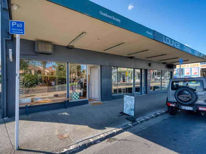 Prime Mt Eden corner: Invest or occupy