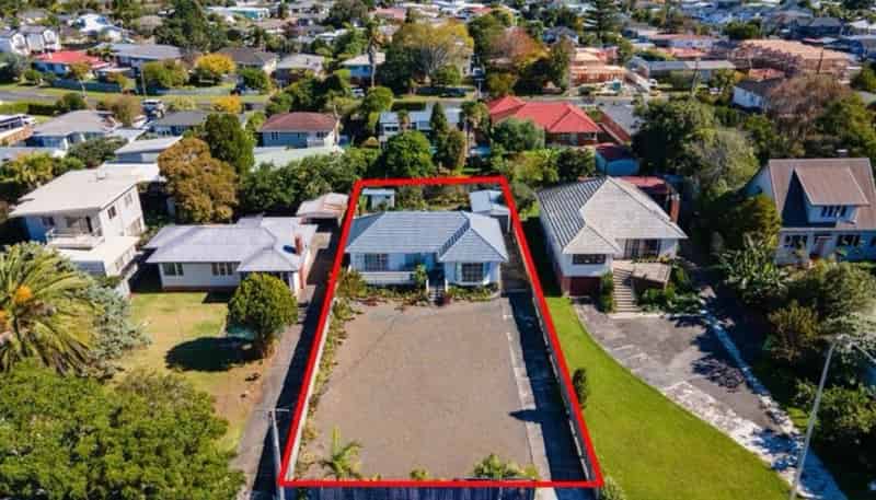 486 Te Atatu Road, Te Atatu Peninsula