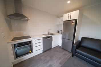 5a/20 Cameron Road, Hillcrest