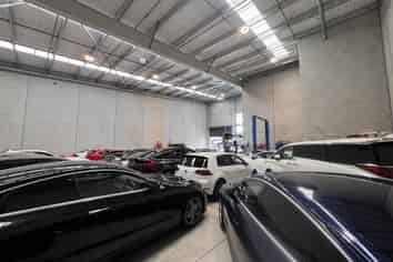 Premium Westgate Industrial Lease