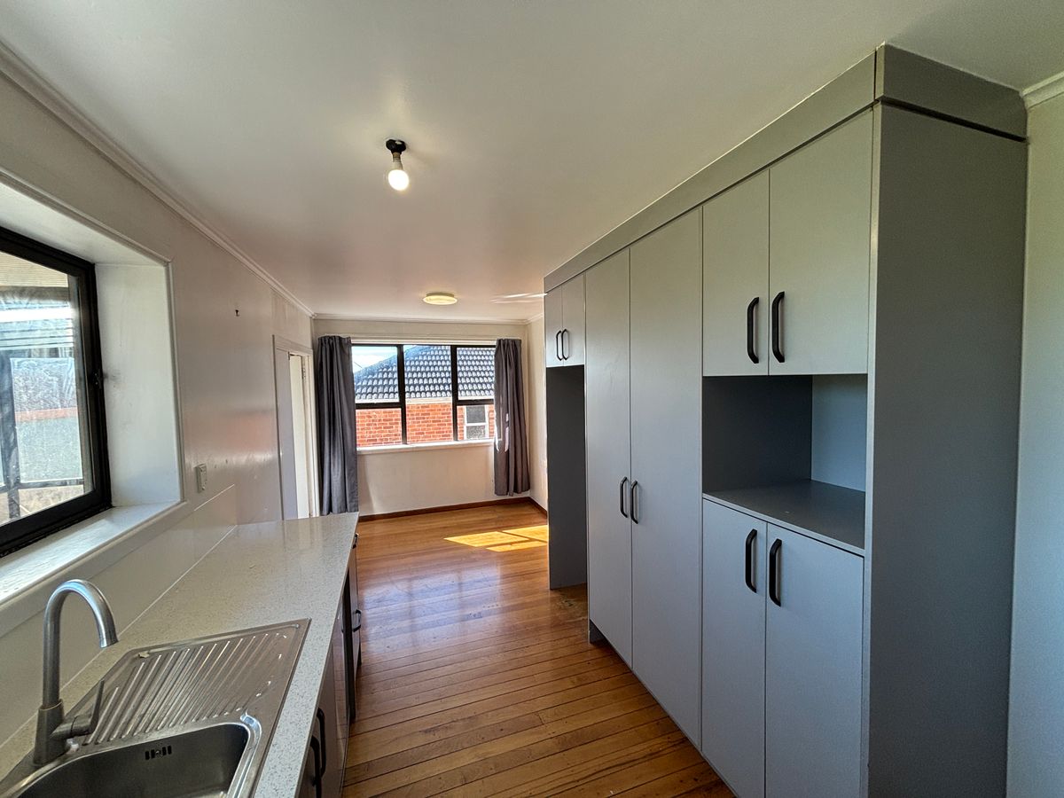 3 bedrooms, Mount Roskill - Widok 6