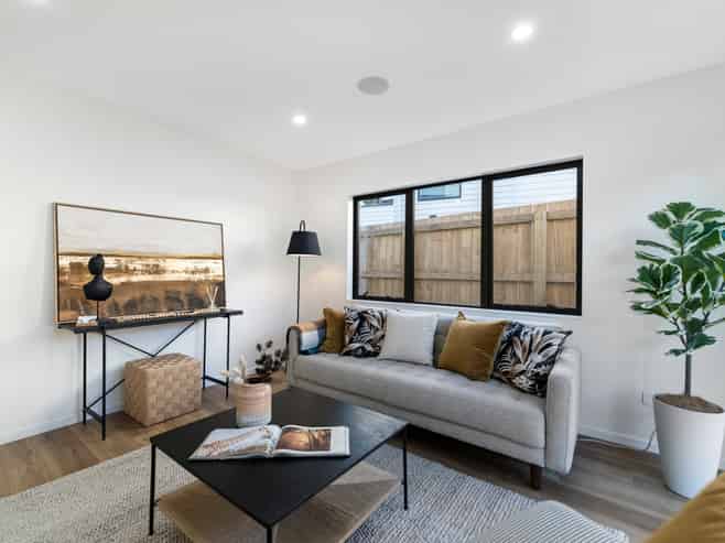 3&5/35 Royton Avenue, Mangere East