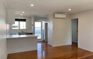 3/179 River Road, Claudelands