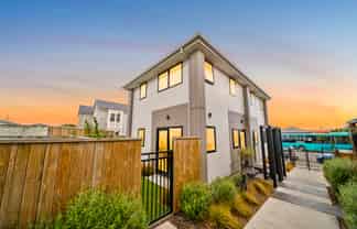 2/39 Oram Avenue, New Brighton