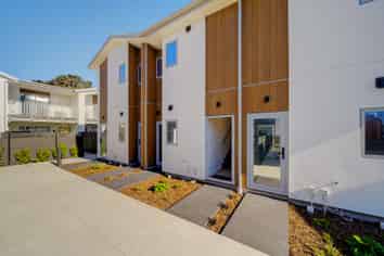 3/4 Bowhill Road, New Brighton