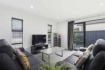 35 Kahuraki Drive, Pegasus