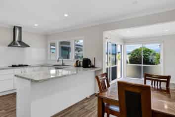 5784 South Road, Rahotu, Opunake