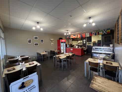 Well Known Established Pizza & Pasta Restaurant