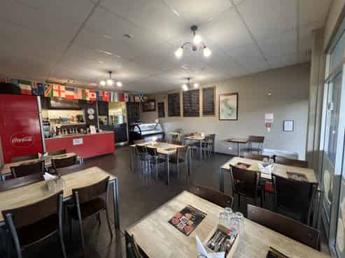 Well Known Established Pizza & Pasta Restaurant