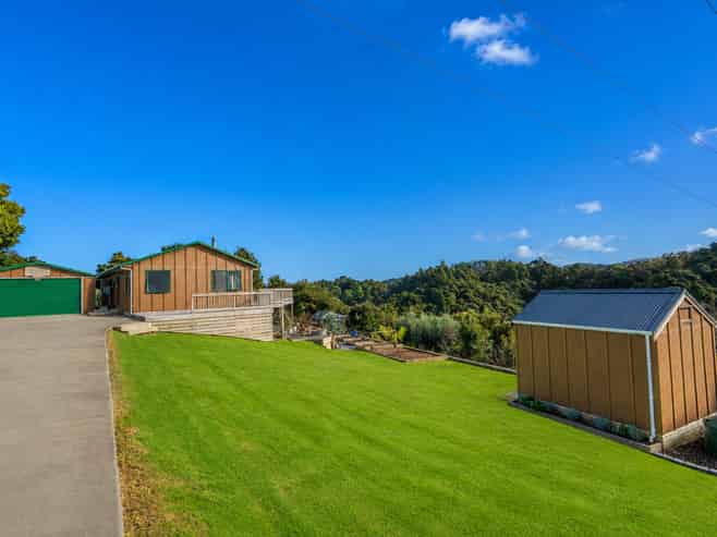 165 Owhiwa Road, Parua Bay