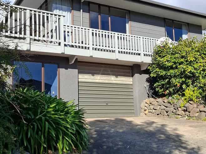 8 Burton Way, Bishopdale