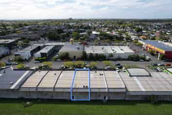 Tidy 212 sqm Riccarton Industrial Unit