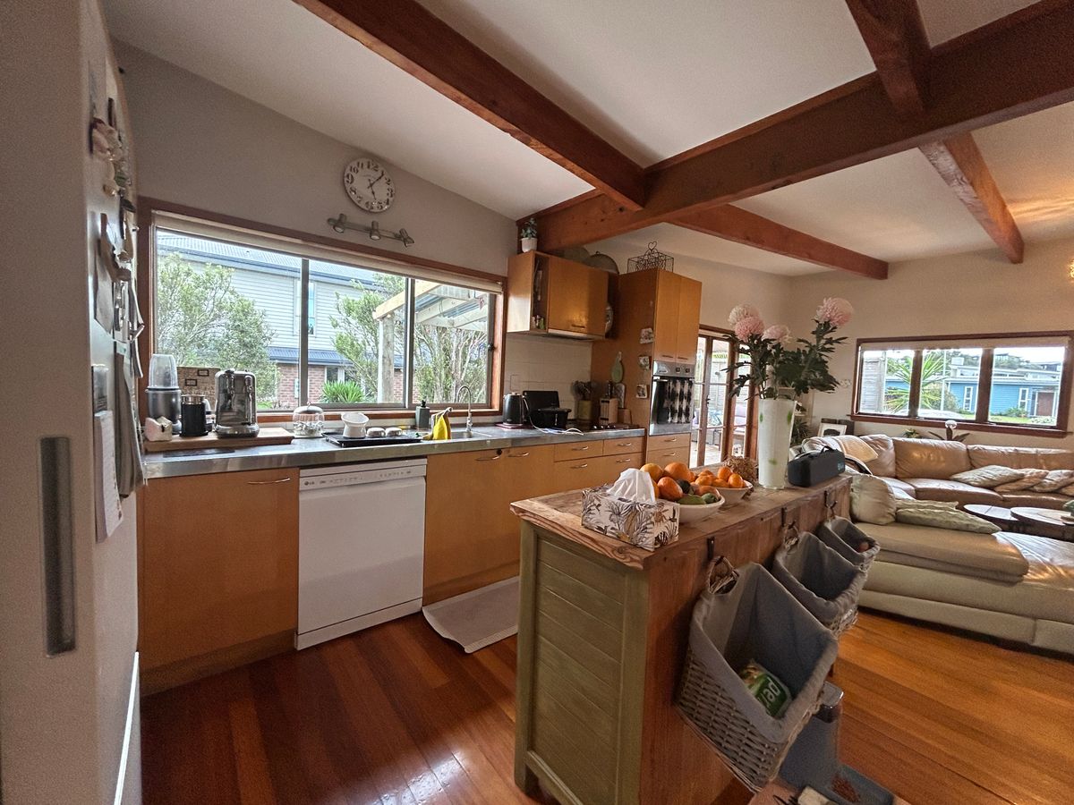3-Bedroom Home Situated in Mangawhai Heads - Ansicht 6