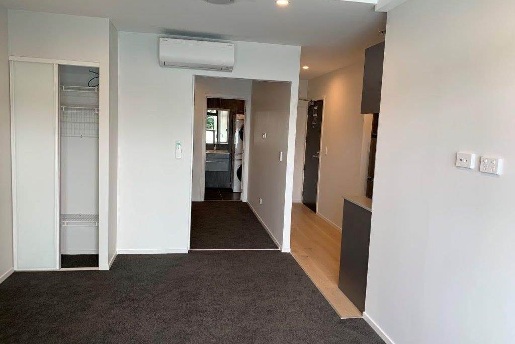 Modern Near New 1 Bedroom Apartment In Prime L... - Bild 2