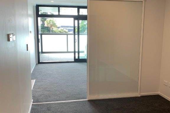 Modern Near New 1 Bedroom Apartment In Prime L... - Bild 6