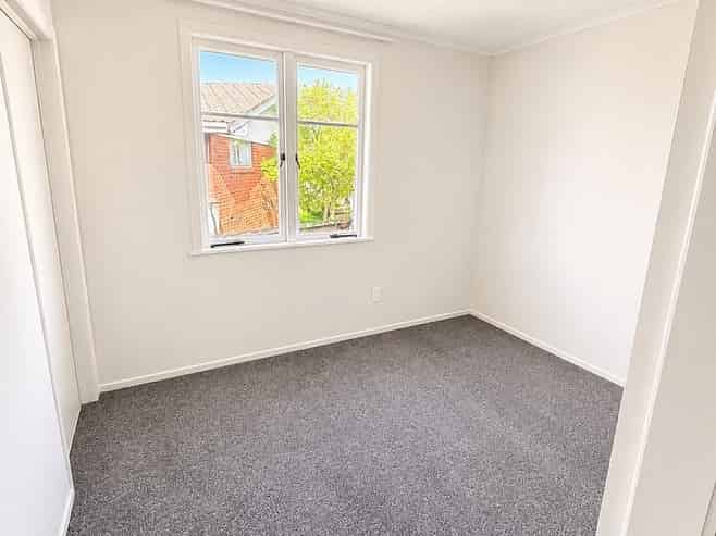 20 Megan Avenue/20 Megan Avenue, Pakuranga Heights