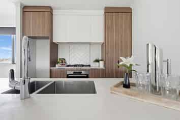 1/8 Crest Rise, Flagstaff