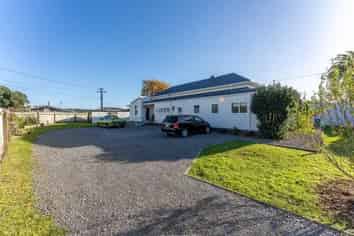 Flat 4/5A Waerenga Road, Otaki