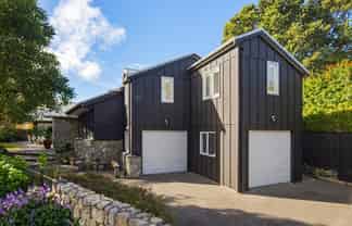 8 River Glade, Waikanae