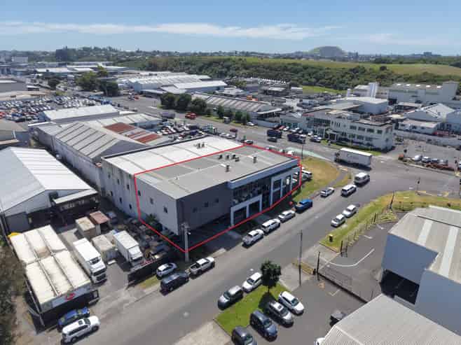 900sqm A-Grade Building with Massive Profile