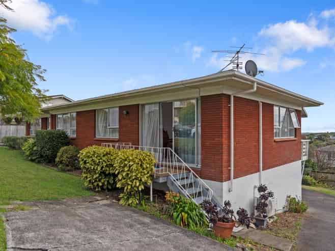 1&2/71 O'Halloran Road, Howick