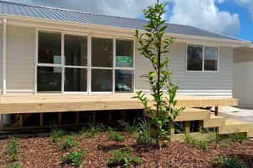 2/20B Moana Avenue, Orewa