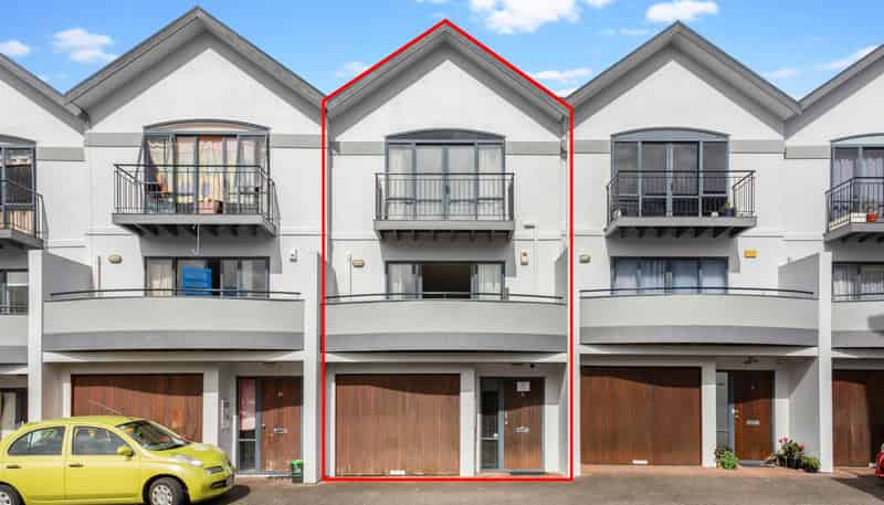 9/17A Delta Avenue, New Lynn