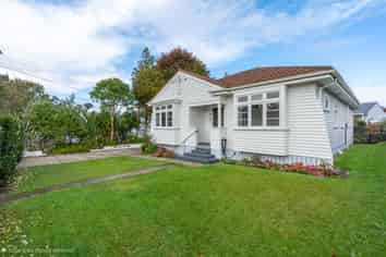 6 Murray Street, Forest Lake