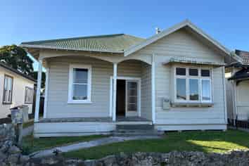 8 Bayly Street, Te Hapara