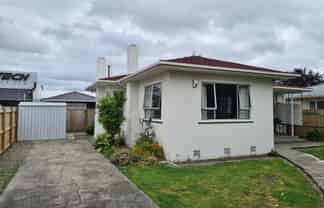 332 Tremaine Avenue, Takaro