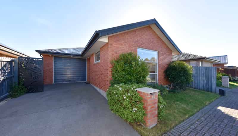 10 Bowmore Lane, Yaldhurst