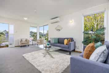 20 Bellringer Road, Massey