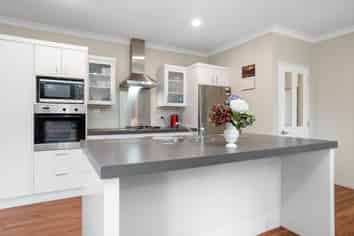 8 Cathcart Crescent, Prebbleton