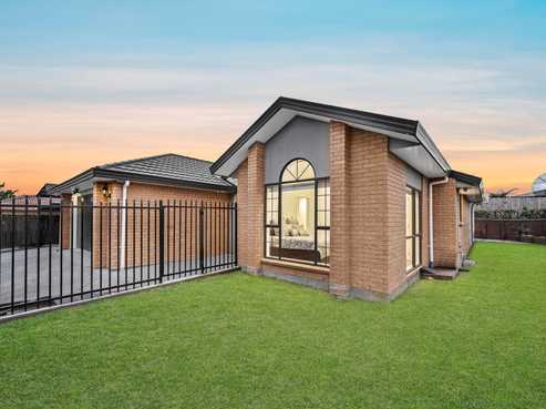 22 Sambrooke Crescent, Flat Bush