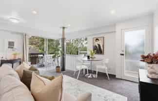 2/12 Mahuta Grove, Northcote
