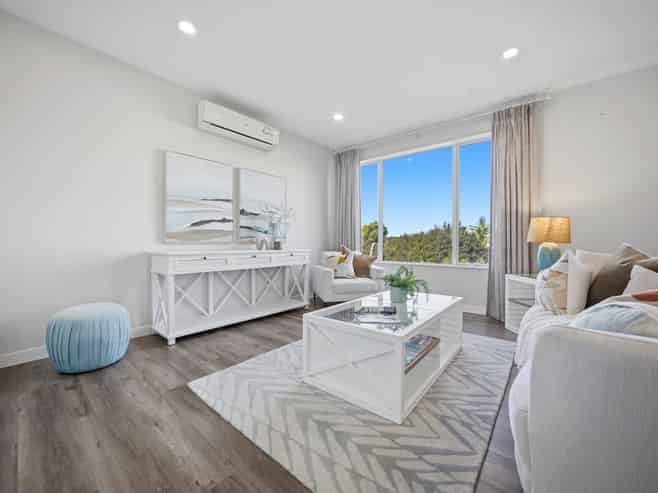 25 Para Close, Albany