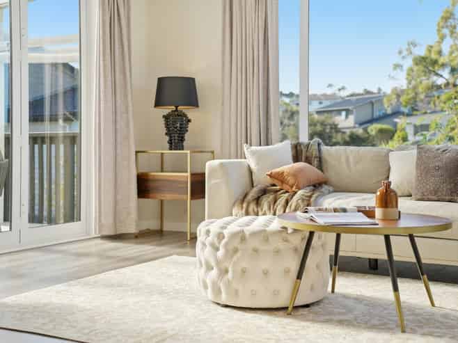 25 Para Close, Albany