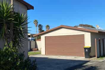 782A Papamoa Beach Road, Papamoa Beach
