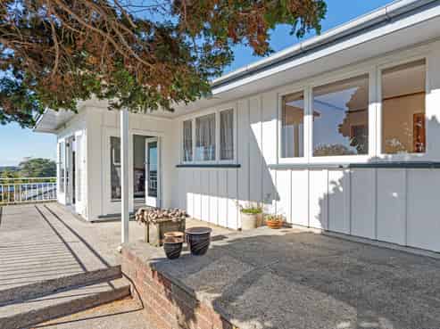 265D Tukapa Street, Westown
