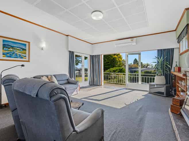 265D Tukapa Street, Westown