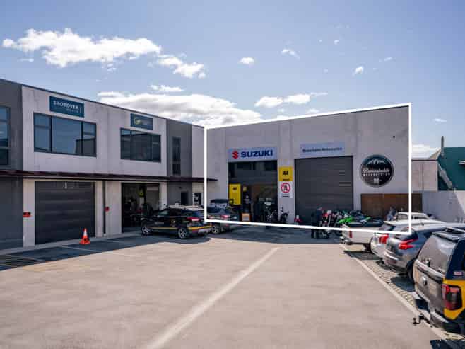 Large Warehouse & Office - Glenda Drive