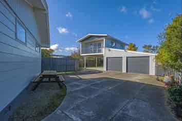24 Paradise Place, Milson