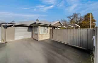 186 Lincoln Road, Addington